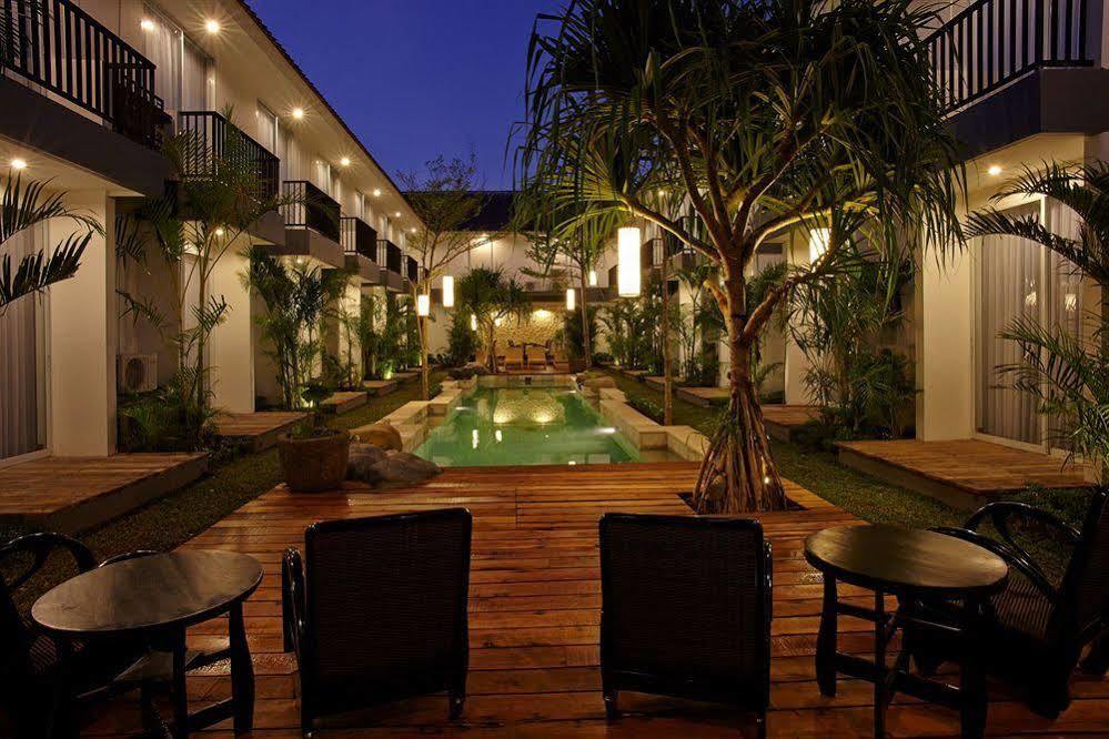 7 Bidadari Boutique Hotel Seminyak  Ngoại thất bức ảnh